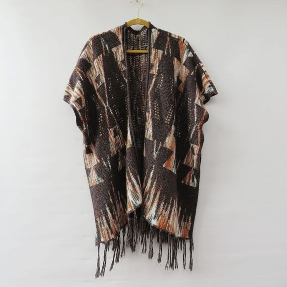 Boho Southwestern Women Size Large Open Front Gray Neutral Beige Fringe Poncho - Picture 12 of 12